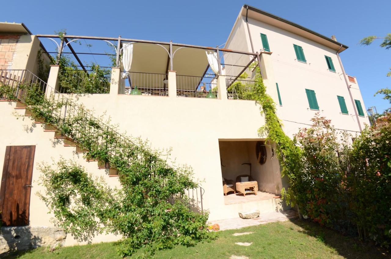Al Colle Di Lari Villa Exterior foto