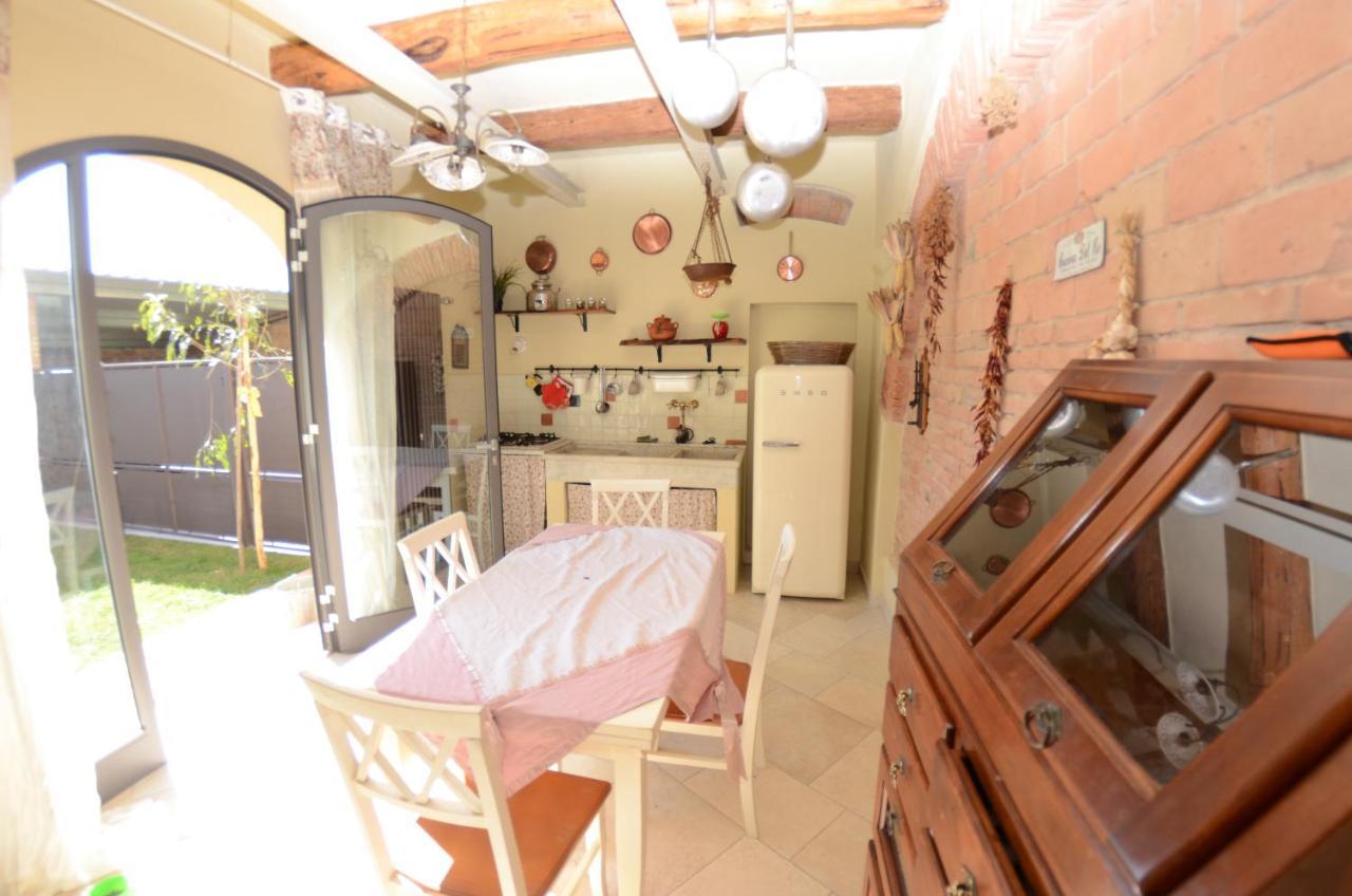 Al Colle Di Lari Villa Exterior foto