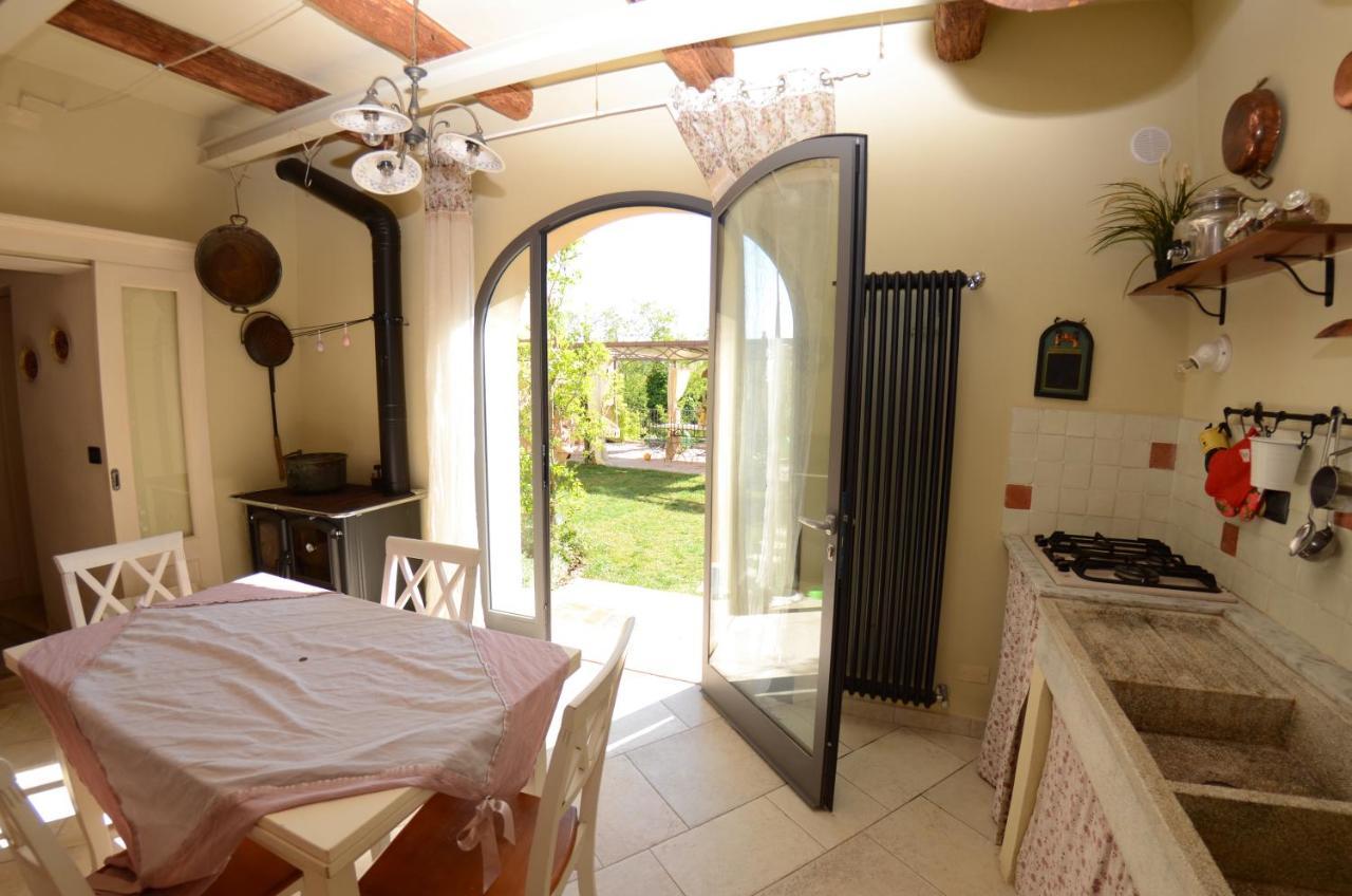 Al Colle Di Lari Villa Exterior foto